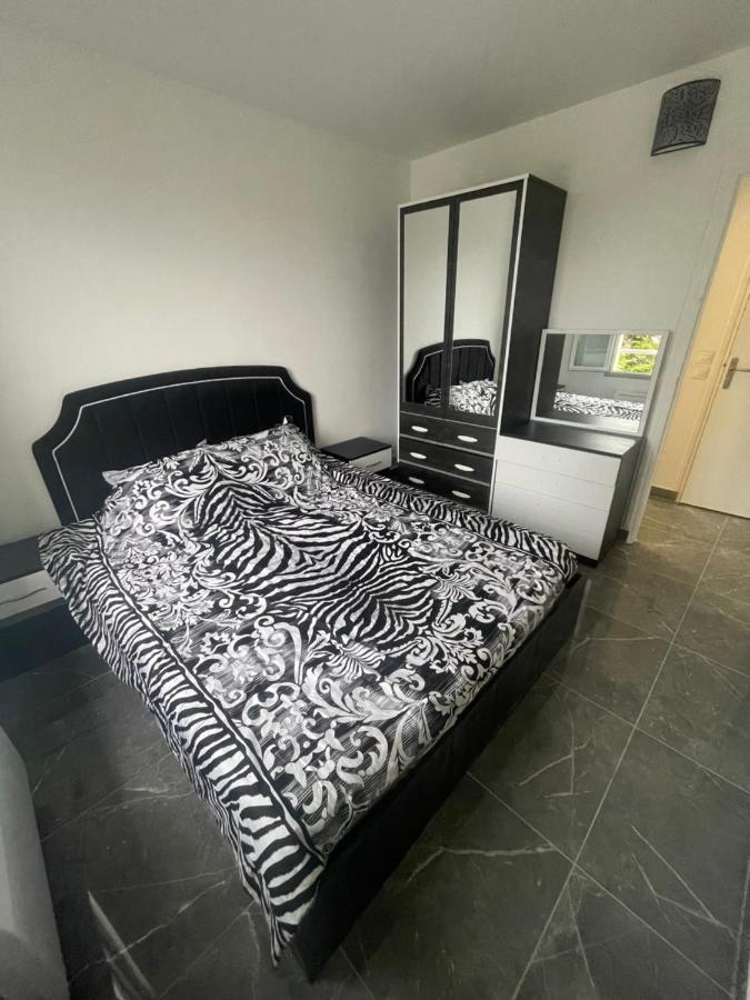 Appartement Lagny Sur Marne Disneyland Paris エクステリア 写真